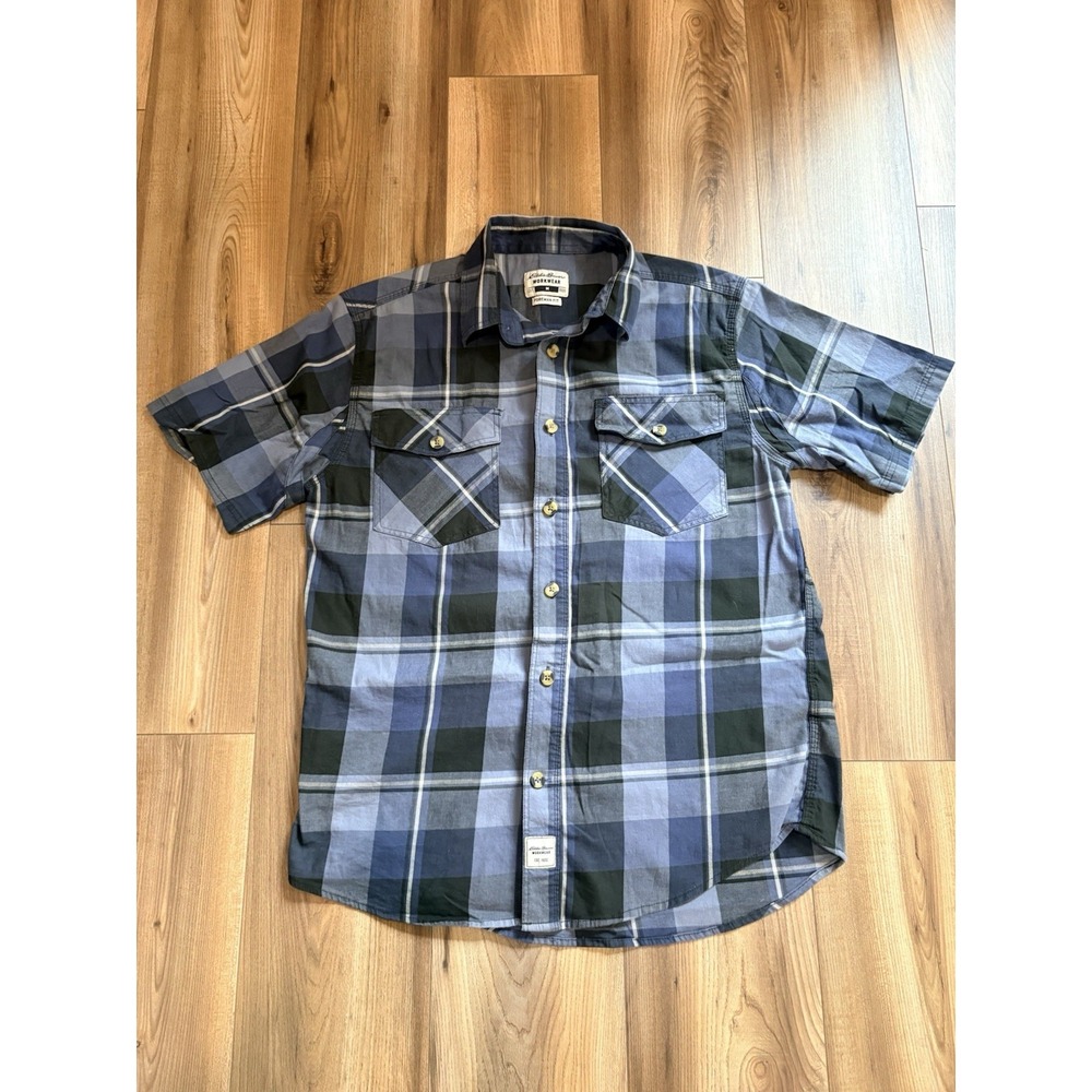 Eddie Bauer‎ Workwear Men's Medium Foreman Fit Blue Plaid Short Sleeve Button Up